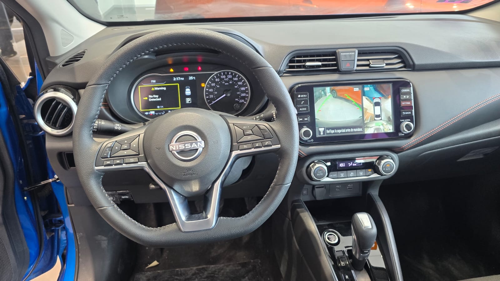 2025 Nissan VERSA 4P SR L41.6 AUT