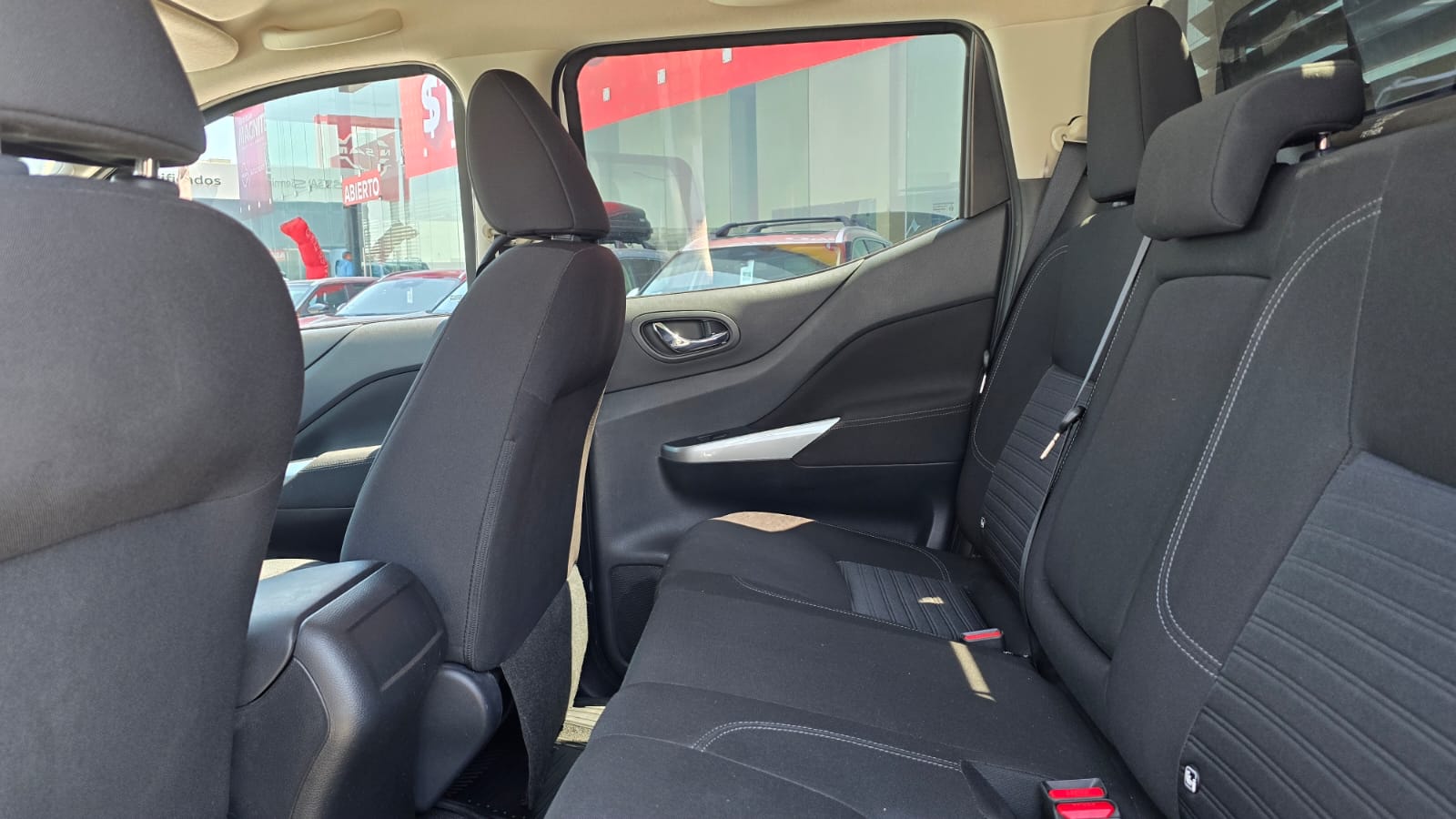 2024 Nissan FRONTIER 4P LE L42.5 AUT