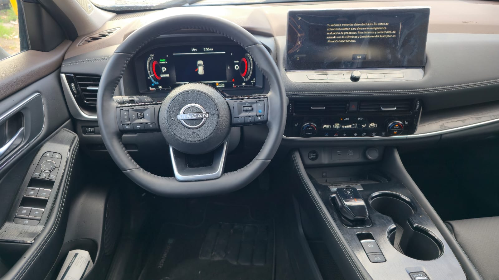 2024 Nissan X-TRAIL 5P PLATINUM E.POWER HEV L31.5 AUT